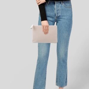 Kate Spade New York
Chester Street Gia Clutch neutral colors bone beige